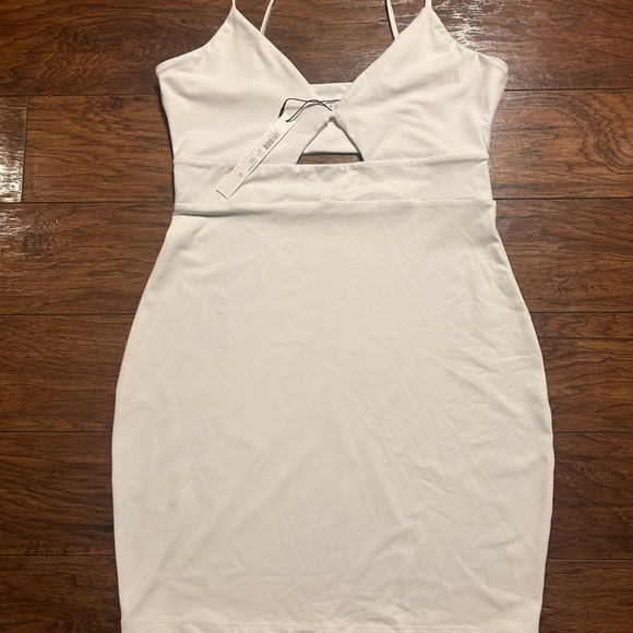 Susana Monaco body on cutout dress size X-Large NWT - Picture 10 of 12